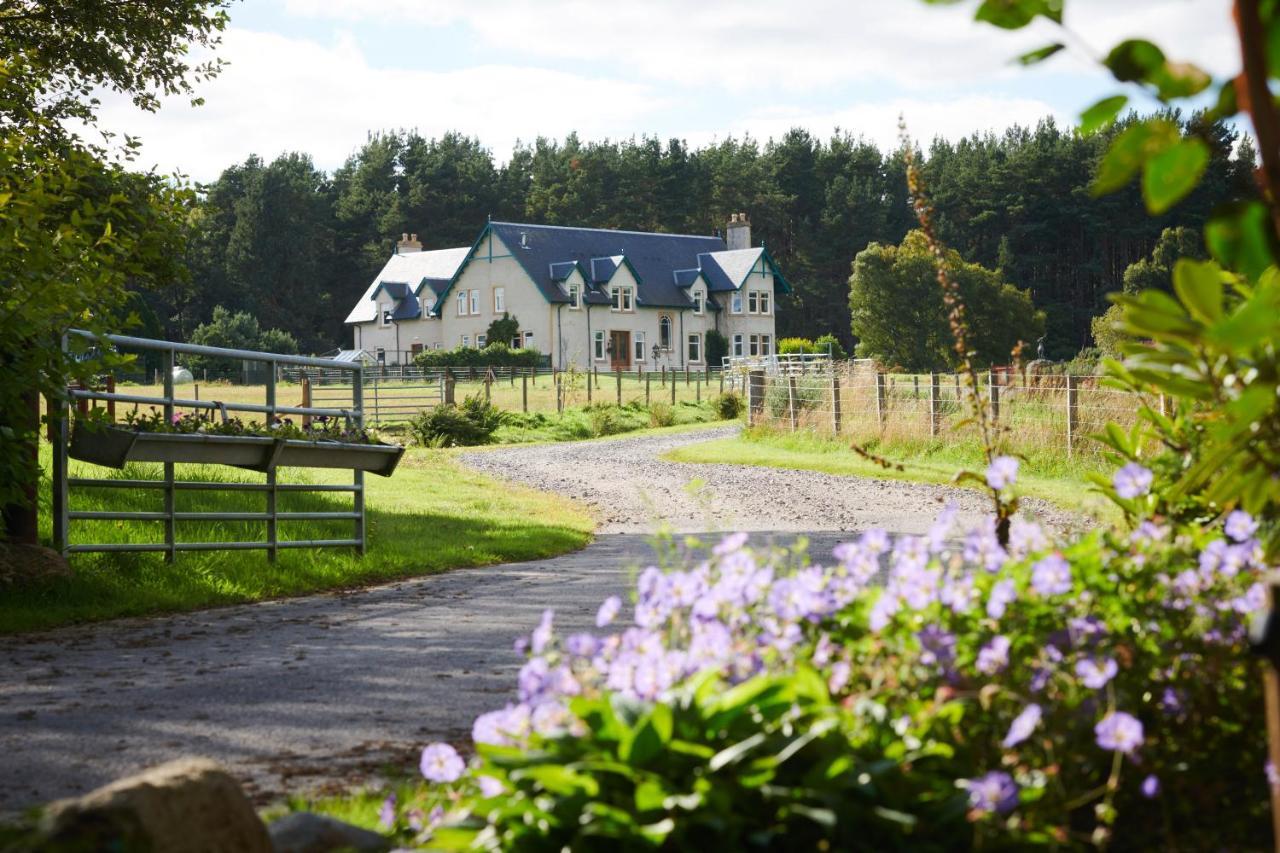 Daviot Lodge Luaran gambar